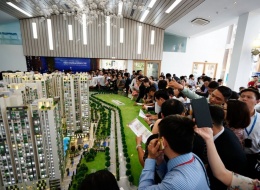 Chuyện gì đang xảy ra với các sàn BĐS: 90% bị sụt giảm doanh thu, nhiều nơi cắt 90% lao động, hơn 95% số môi giới bị giảm thu nhập